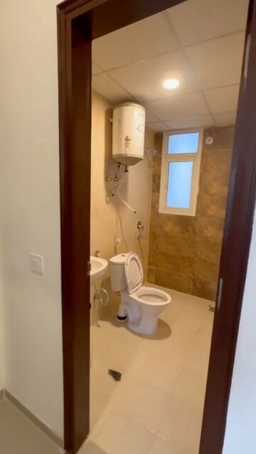 Bathroom in 3 BHK Apartment at Omaxe Waterscapes, Gomti Nagar – for Rent