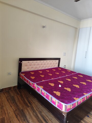 Bedroom in 3.5 BHK Apartment at Futec Gateway, Sector 75 – for Rent