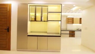 Room in 3 BHK Builder Floor at Sector 46 – for Sale