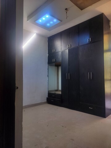 Room in 3.5 BHK Independent House at Palam Vihar Residents Association, Palam Vihar – for Sale