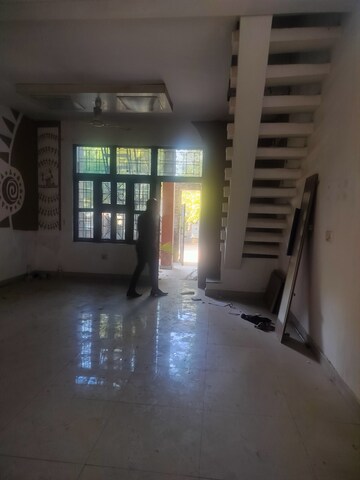 Living Room in 3.5 BHK Independent House at Palam Vihar Residents Association, Palam Vihar – for Sale