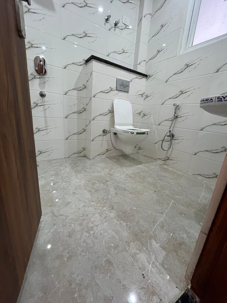 Bathroom, manimajra 4 Bedroom 2119 Sq.Ft. Apartment In Manimajra Chandigarh 8265167