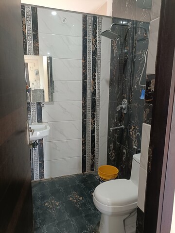 Bathroom in 3 BHK Apartment at Hanuman Nagar – for Rent