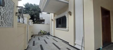Balcony in 6 BHK Independent House at Kamta – for Sale