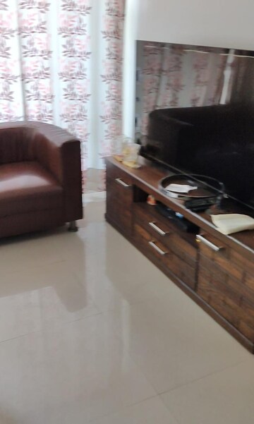 Furnished Amenities in 2 BHK Apartment at Preeti Sagar CHS, Borivali West – for Rent