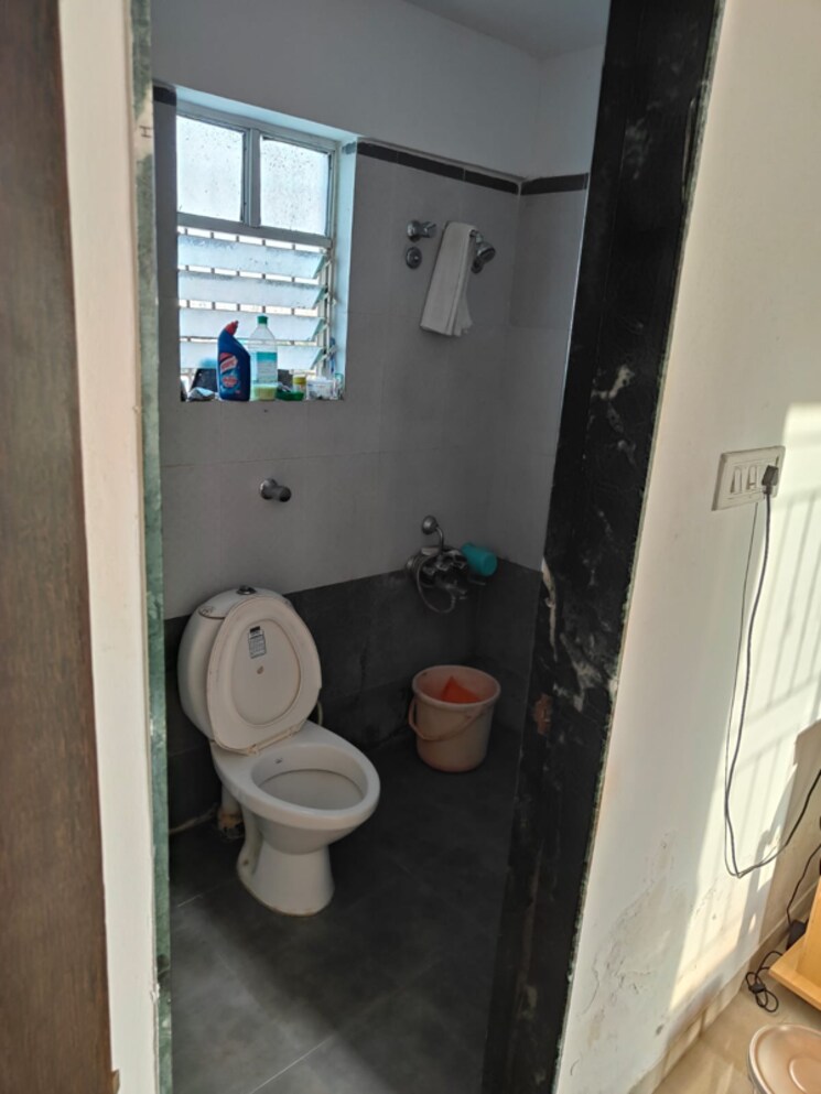 Bathroom, runwal-seagull 2 Bedroom 956 Sq.Ft. Apartment In Udhyog Nagar Pune 8265657