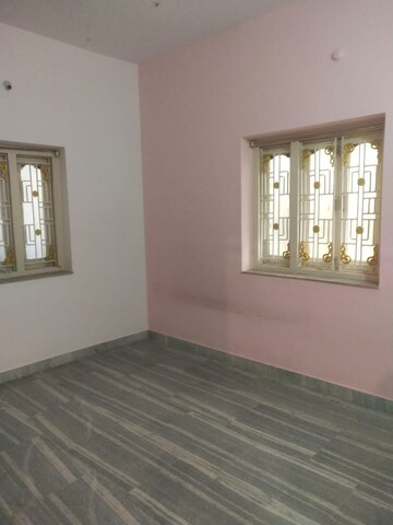 Room in 2 BHK Independent House at Bahu Bazaar – for Rent