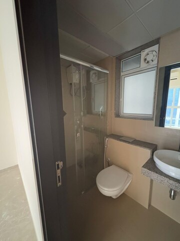 Bathroom in 1 BHK Apartment at LnT Veridian, Powai – for Rent