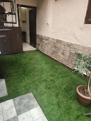Balcony in 1 RK Villa at RWA Apartments Sector 39, Sector 39 – for Rent