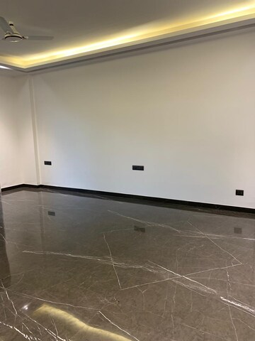 Room in 4 BHK Builder Floor at Sector 47 – for Sale