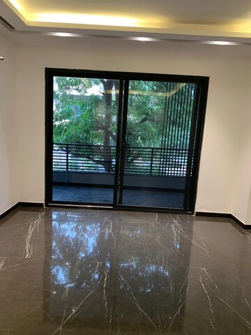 Room in 4 BHK Builder Floor at Sector 47 – for Sale