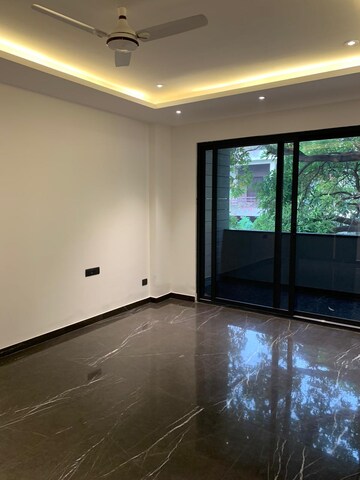 Room in 4 BHK Builder Floor at Sector 47 – for Sale