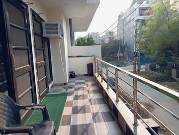 Balcony in 3 BHK Builder Floor at M3M Atrium, Sector 57 – for Rent