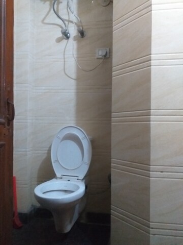 Bathroom in 2 BHK Builder Floor at Old Rajinder Nagar – for Rent