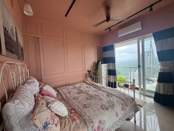 Bedroom in 4 BHK Apartment at JP Decks, Goregaon East – for Rent