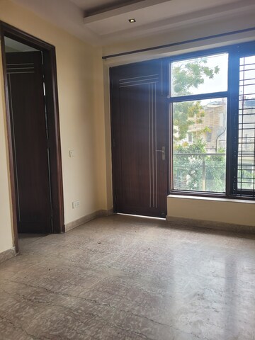 2 BHK Builder Floor For Rent in Janakpuri