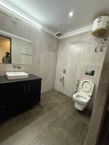 Bathroom in 3.5 BHK Builder Floor at RWA Residential Society Sector 46, Sector 46 – for Rent