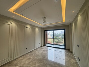 Room in 4 BHK Builder Floor at Sector 47 – for Sale