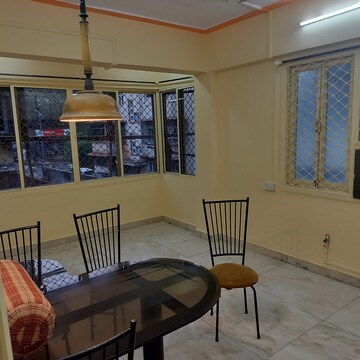 Bedroom in 1 BHK Apartment at Khar West – for Rent