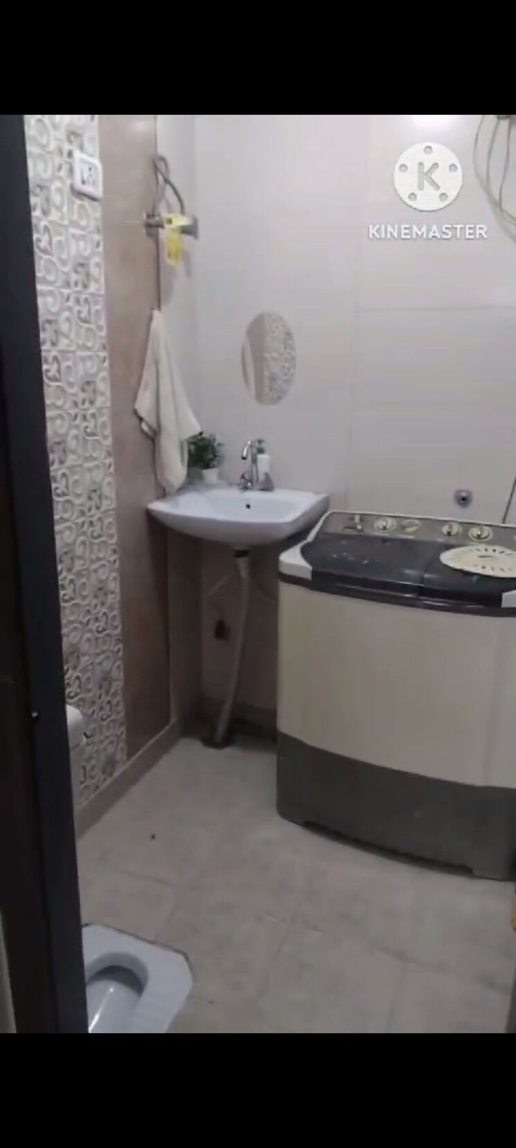 Bathroom, mahavir enclave 1 2 Bedroom 680 Sq.Ft. Builder Floor In Mahavir Enclave 1 Delhi 8265886