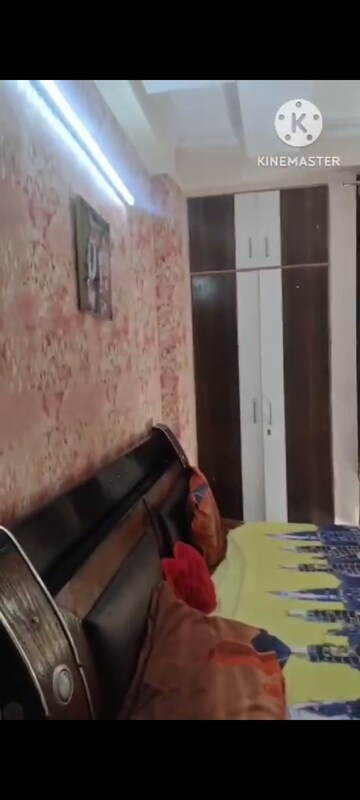 Furnished Amenities in 2 BHK Builder Floor at Mahavir Enclave 1 – for Sale