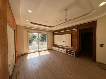 Room in 4 BHK Builder Floor at Sector 47 – for Sale