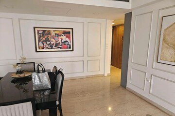 Parking in 4 BHK Apartment at Lodha The Park, Worli – for Rent