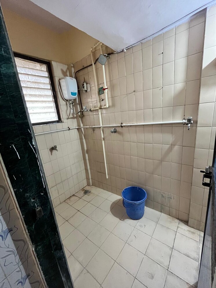Bathroom, hill-crest-manpada 1 Bedroom 585 Sq.Ft. Apartment In Manpada Thane 8266007