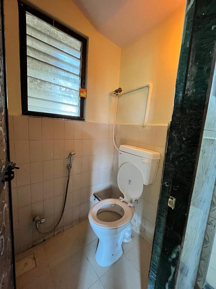 Bathroom, hill-crest-manpada 1 Bedroom 585 Sq.Ft. Apartment In Manpada Thane 8266007