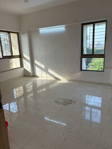 Room in 3 BHK Apartment at NRI Complex Phase 2, Seawoods – for Rent