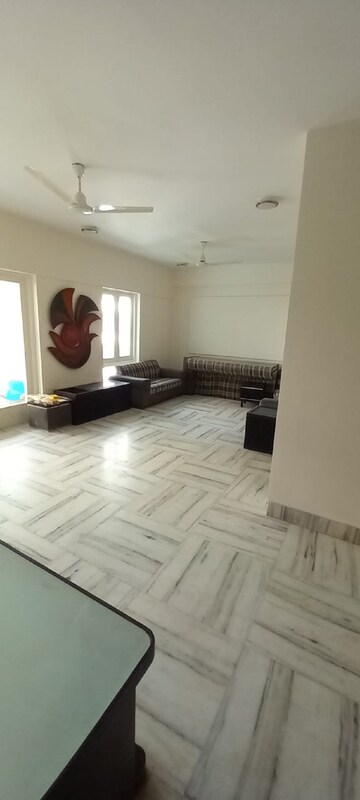 3 BHK Apartment For Rent in Santacruz West