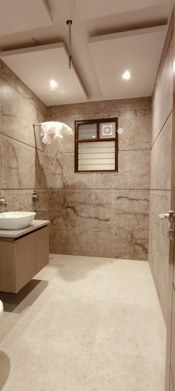 Bathroom in 3 BHK Builder Floor at BPTP Park Central, Sector 85 – for Sale