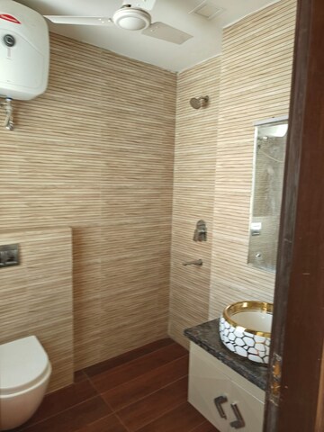 Bathroom in 3 BHK Apartment at Bestech Park View Ananda, Sector 81 – for Sale