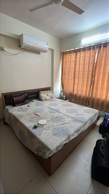Bedroom in 3 BHK Apartment at Shilaj – for Rent