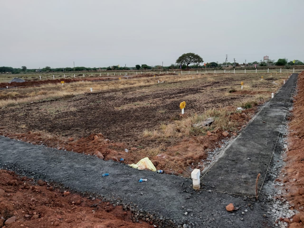 Plot For Sale in Indraprasta Shadnagar 