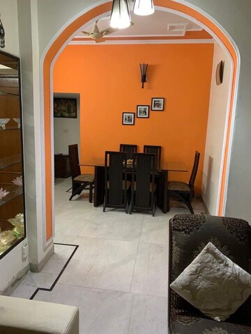 Team Area in 1 BHK Builder Floor at Sector 57 – for Rent