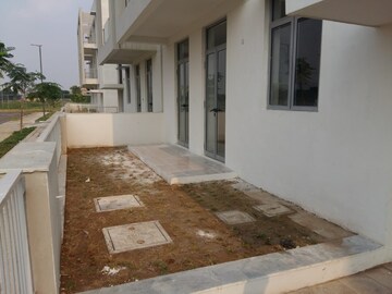 Room in 3 BHK Apartment at Spaze Kalistaa, Sector 84 – for Sale