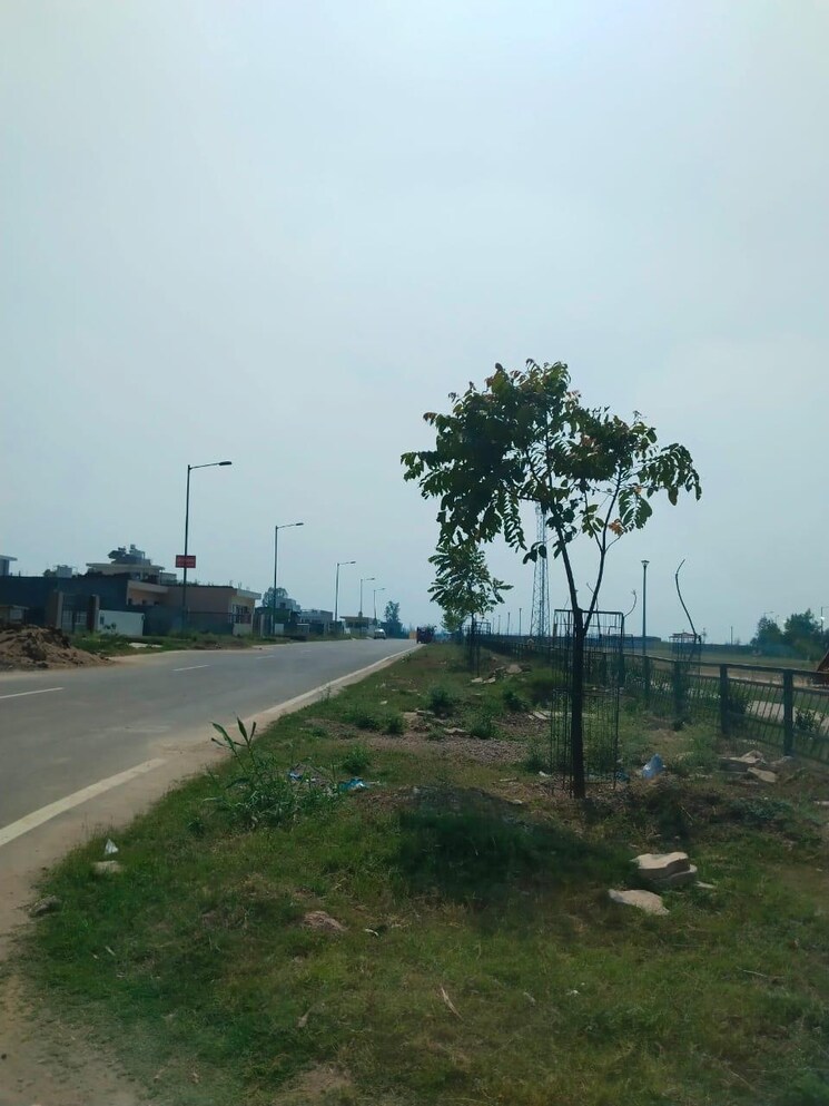 undefined, sector 82  300 Sq.Yd. Plot In Sector 82 Mohali 8266260