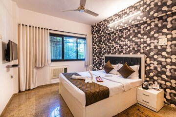 Bedroom in 2 BHK Apartment at Lodha New Cuffe Parade, Wadala – for Rent