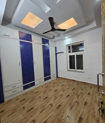 Room in 3 BHK Builder Floor at Indrapuram – for Sale