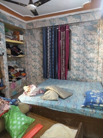 Bedroom in 2 BHK Builder Floor at Dilshad Colony – for Rent