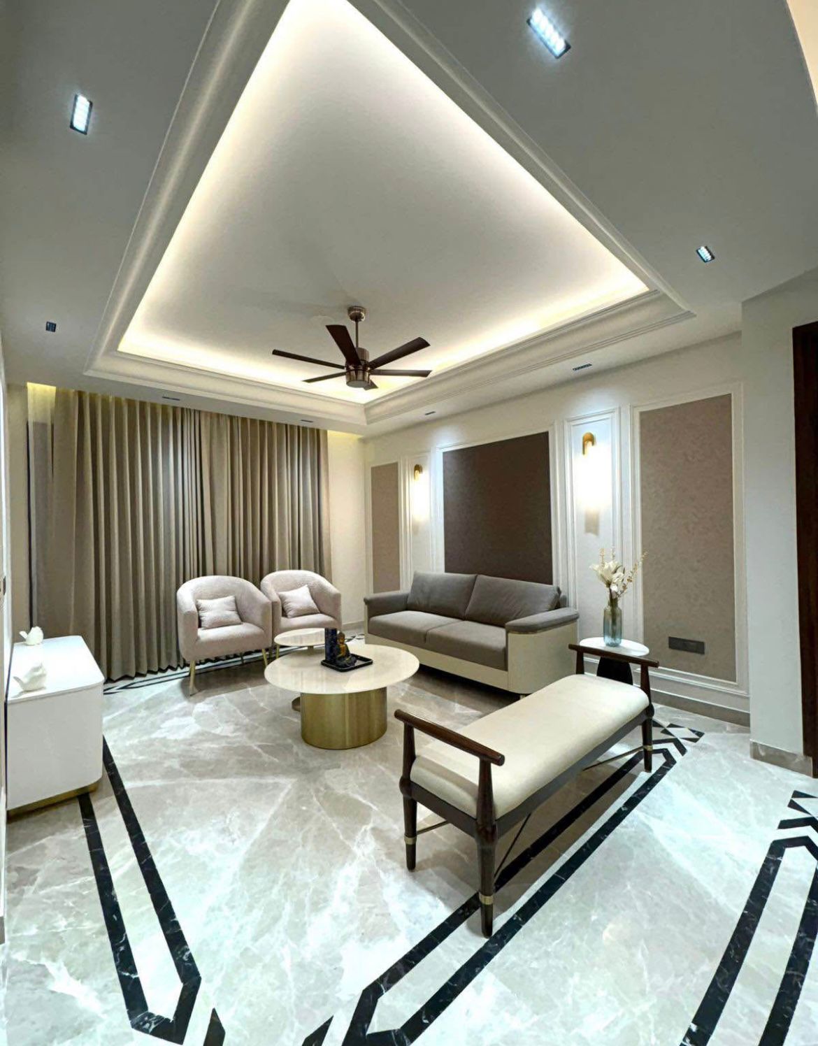 4 BHK + Pooja Room,Servant Room Builder Floor For Sale in SS Southend Floors