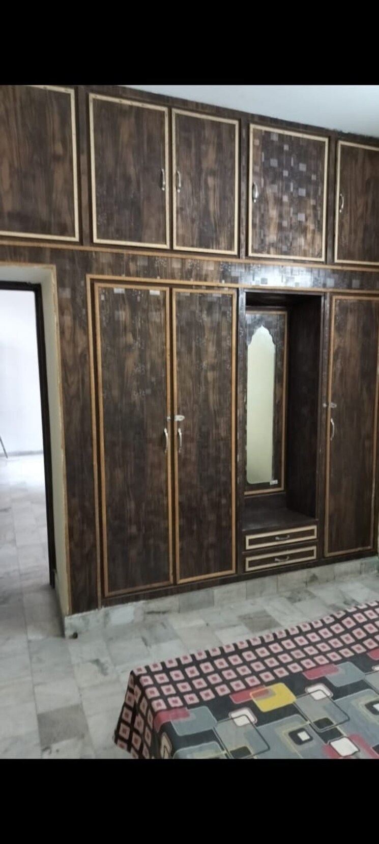 undefined, vip road 2.5 Bedroom 900 Sq.Ft. Apartment In Vip Road Zirakpur 8266320