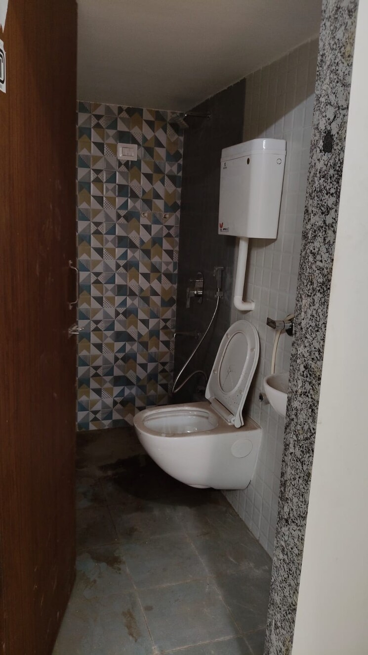 Bathroom, nityanand-swanand-bliss 2 Bedroom 832 Sq.Ft. Apartment In Ambernath Thane 8266389