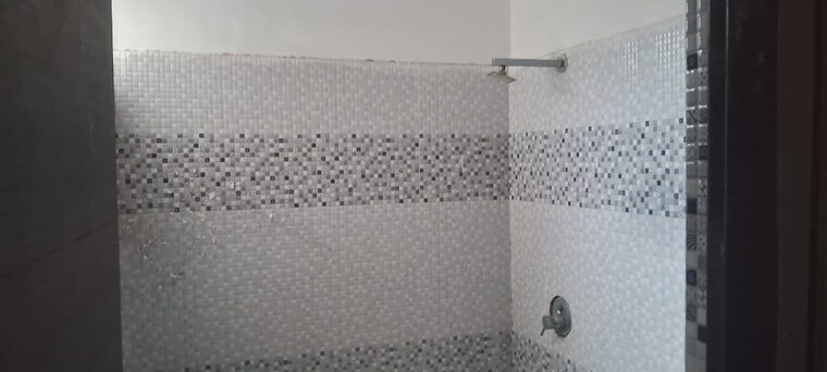 Bathroom, ambala highway 4 Bedroom 1600 Sq.Ft. Apartment In Ambala Highway Zirakpur 8266396