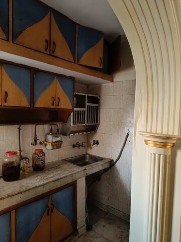 Kitchen in 2 BHK Apartment at Dilshad Garden – for Rent