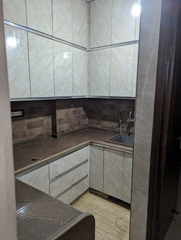 Kitchen in 2 BHK Builder Floor at Paschim Vihar – for Rent