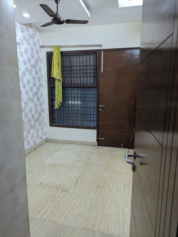 Bedroom in 2 BHK Builder Floor at Paschim Vihar – for Rent