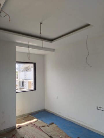 Room in 3 BHK Apartment at Sakkardara – for Rent