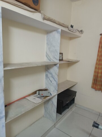 Furnished Amenities in Studio Independent House at Sector 2 – for Rent